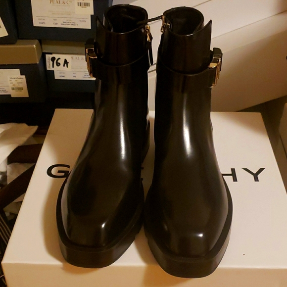 Givenchy boot - Picture 2 of 11